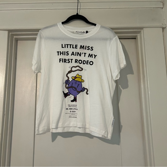 Laundry Room Tops - The Laundry Room White Short Sleeve Tee Casual Cotton